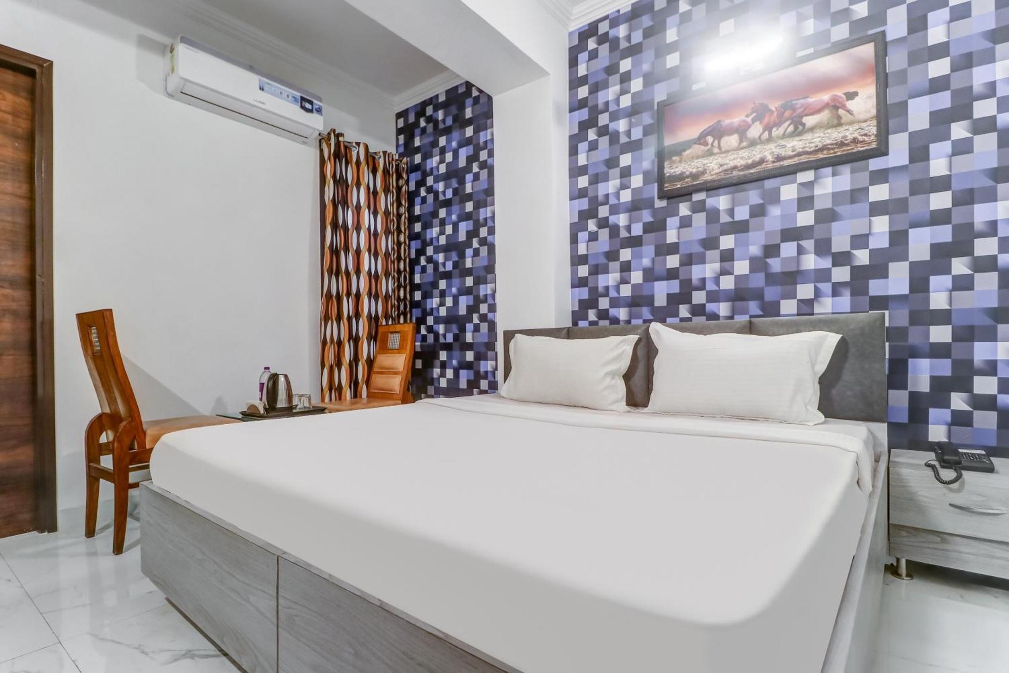 Townhouse Hotel Ludhiana Eksteriør billede