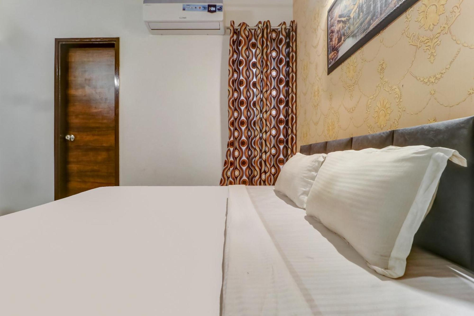 Townhouse Hotel Ludhiana Eksteriør billede