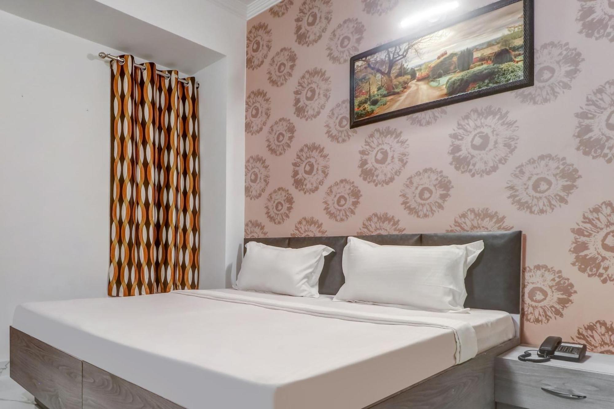 Townhouse Hotel Ludhiana Eksteriør billede